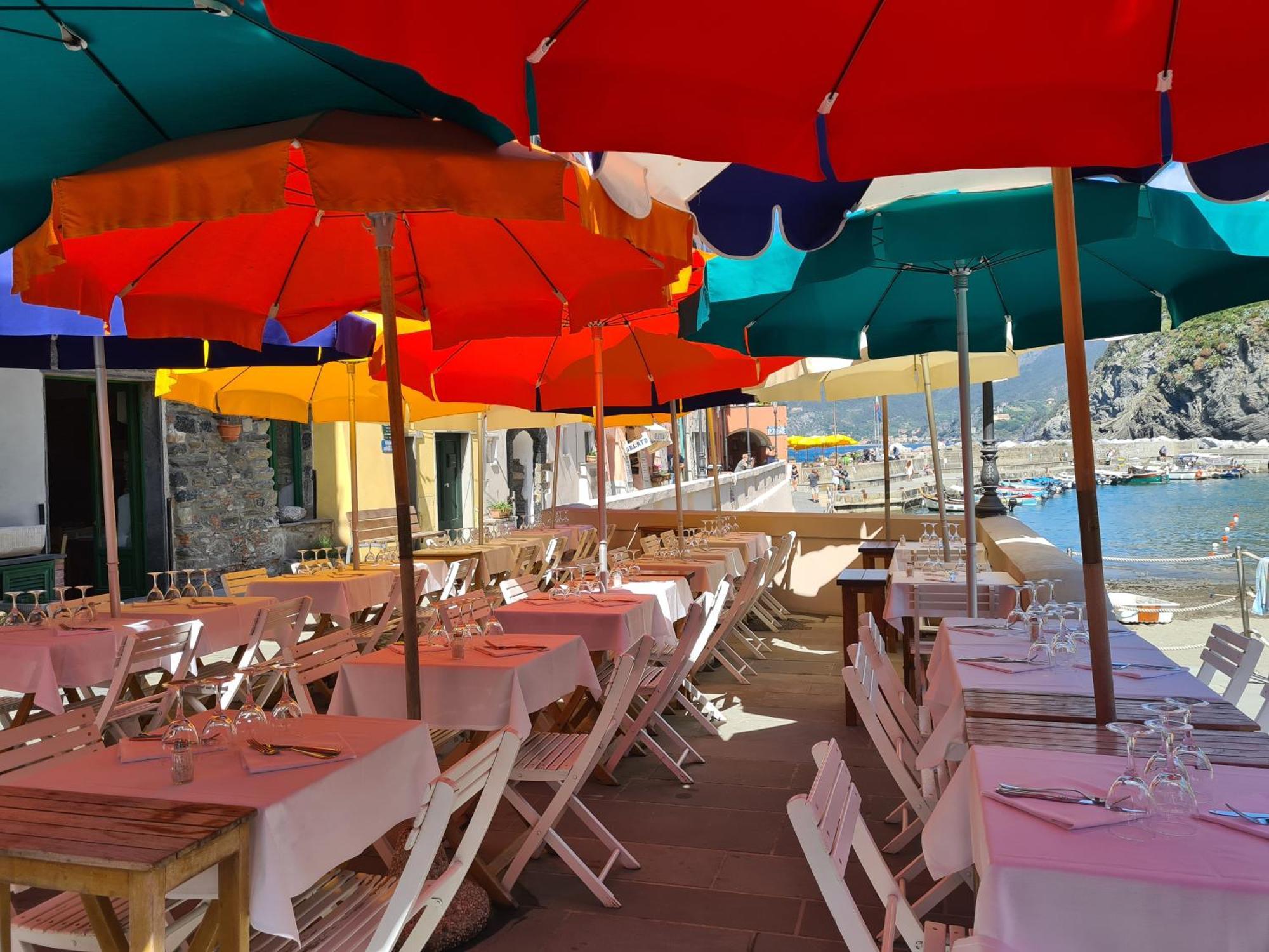 Marina Apartment, Unique, Authentic, Beachfront, 2 Aircondo Bdr , 2Bht, Easy To Train Or From Private Parking ヴェルナッツァ エクステリア 写真