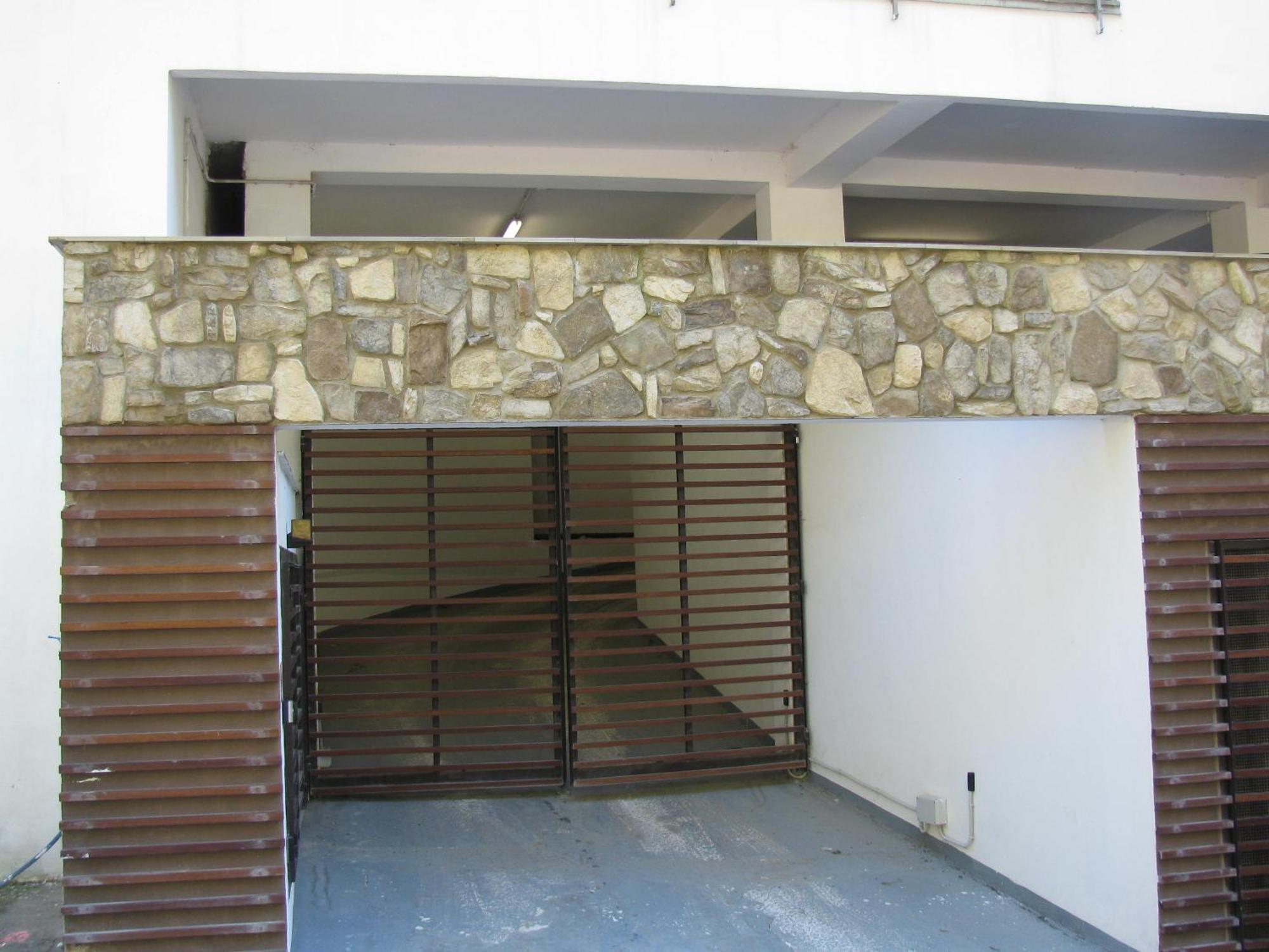 Marina Apartment, Unique, Authentic, Beachfront, 2 Aircondo Bdr , 2Bht, Easy To Train Or From Private Parking ヴェルナッツァ エクステリア 写真